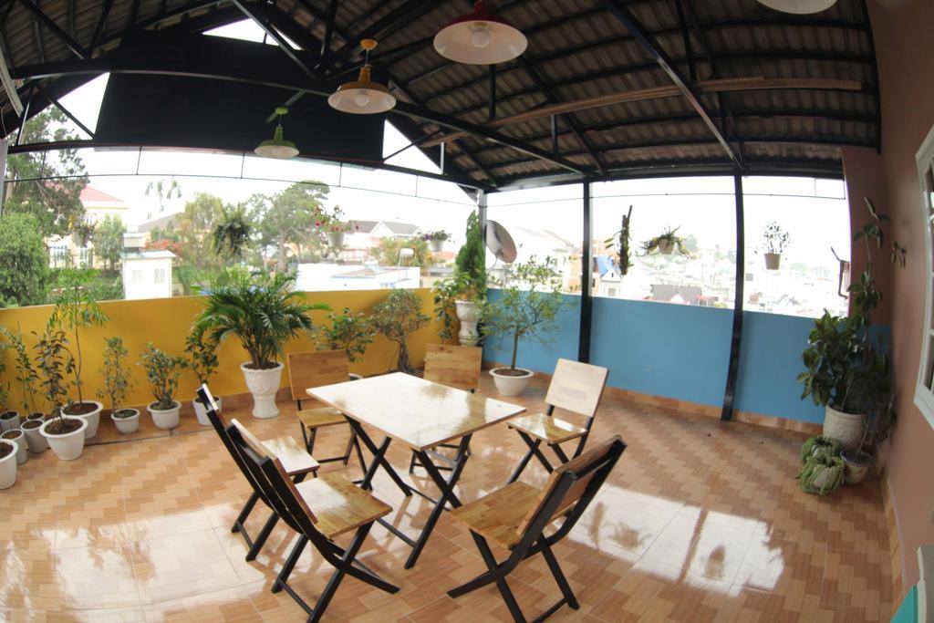 Fullhouse Homestay Đà Lạt Extérieur photo